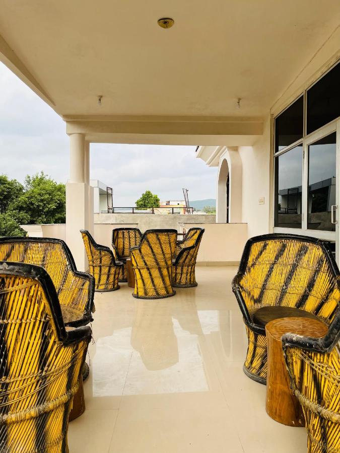 The Ranthambhore Heritage 萨瓦伊马多普尔 外观 照片